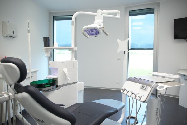 ambulatorio chirurgia dentale dentista lecco